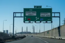 Direction sign on the D1 toll motorway near exit 357 showing directions to Brno, Ostrava-Poruba and Ostrava-Mariánské Hory, captured on February 28, 2026